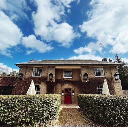The King'S Head Hotel Holt  Bagian luar foto