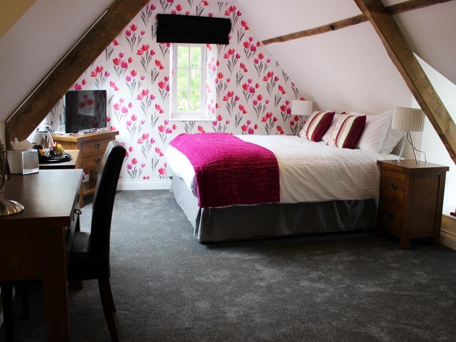 The King'S Head Hotel Holt  Bagian luar foto