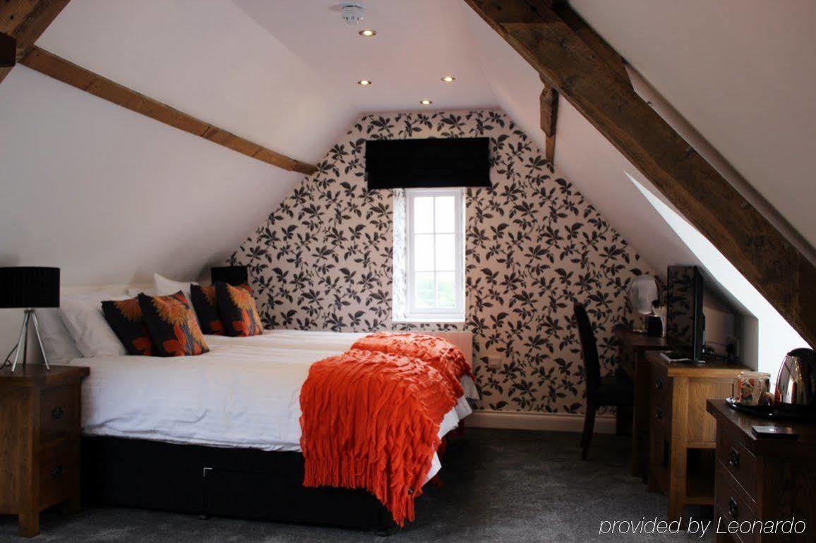 The King'S Head Hotel Holt  Bagian luar foto