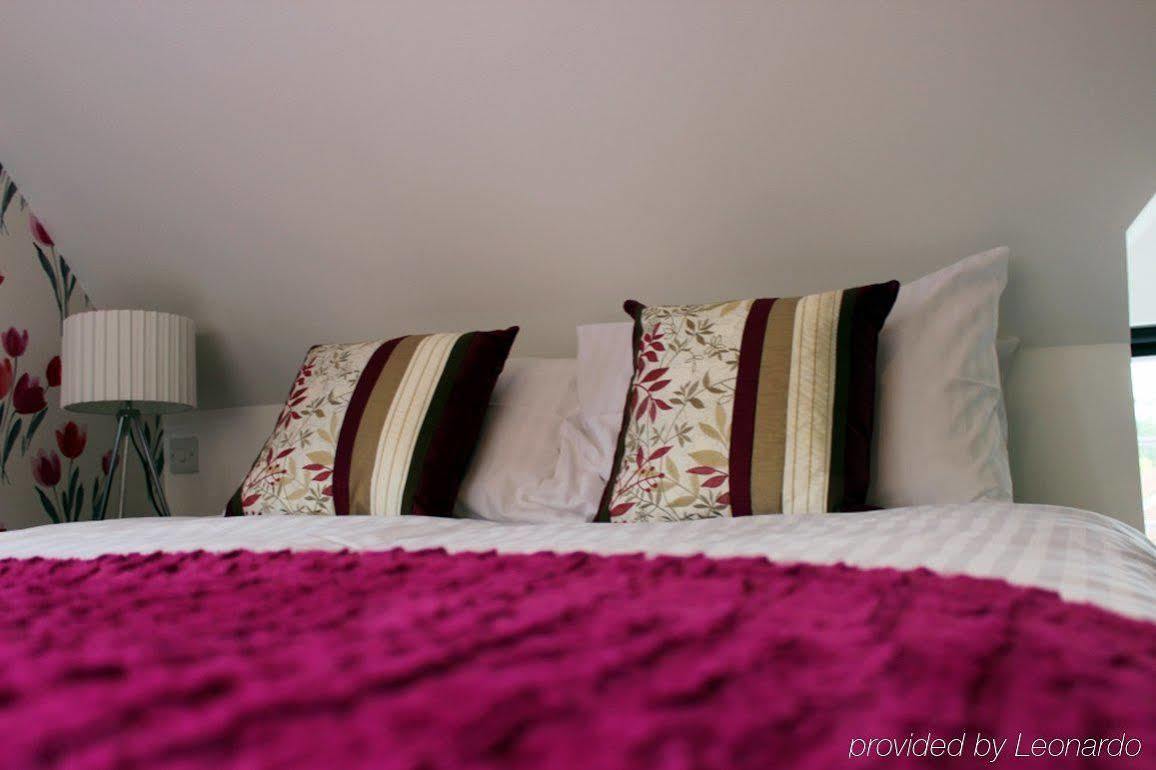 The King'S Head Hotel Holt  Bagian luar foto